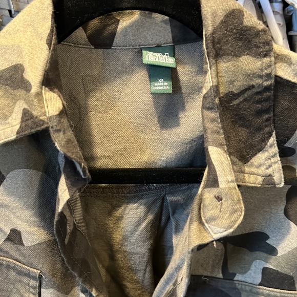 Camo button up - Picture 2 of 3